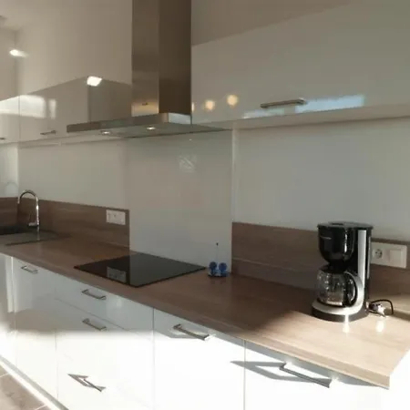 Milady 3 - Biarritz, 3 Bedrooms, 6 Persons アパート